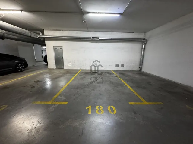 Eladó garázs Budapest XI. kerület, Kelenföld 12 nm