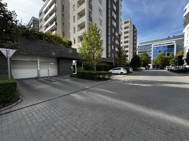 Eladó garázs Budapest XI. kerület, Kelenföld 12 nm