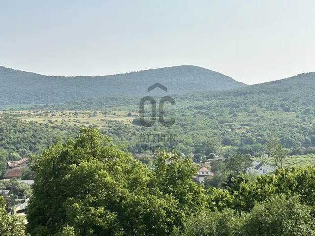 Eladó telek Pomáz 720 nm