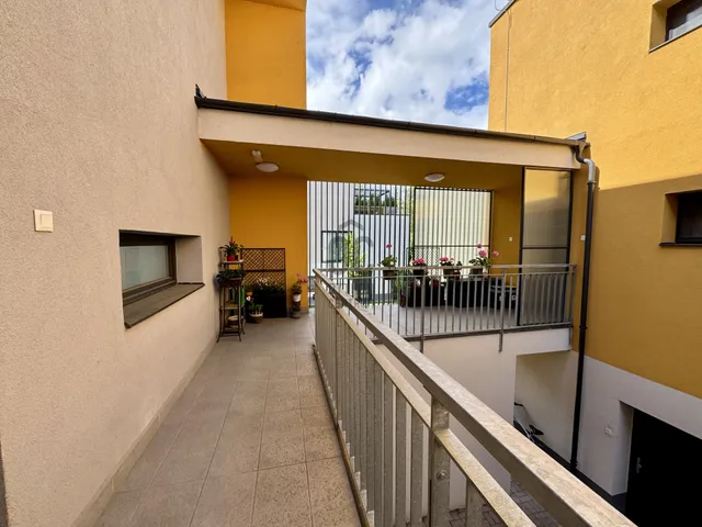 Eladó lakás Budapest III. kerület, Békásmegyer 56 nm
