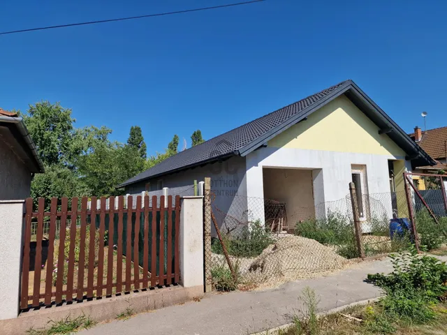 Eladó ház Budapest XVIII. kerület, Ganztelep 141 nm