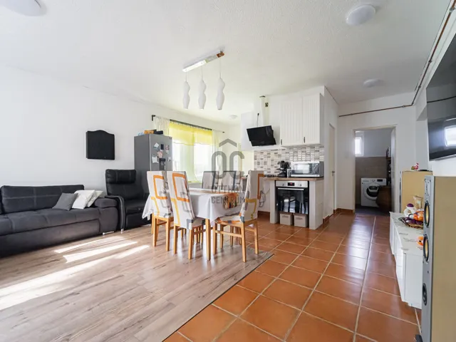 Eladó ház Isaszeg 140 nm