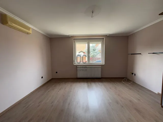 Eladó ház Budapest XVIII. kerület, Szemeretelep 51 nm