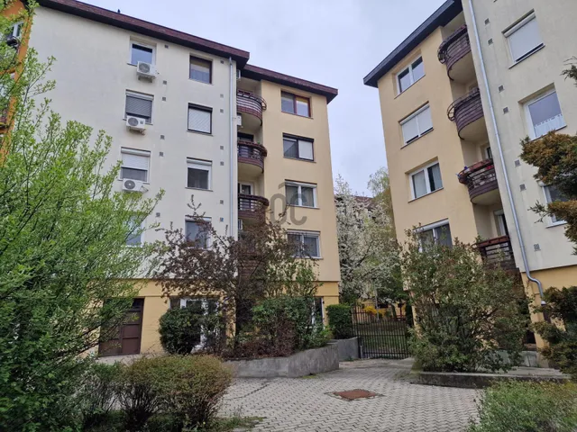 Eladó lakás Budapest XVIII. kerület, Gloriett-telep 65 nm