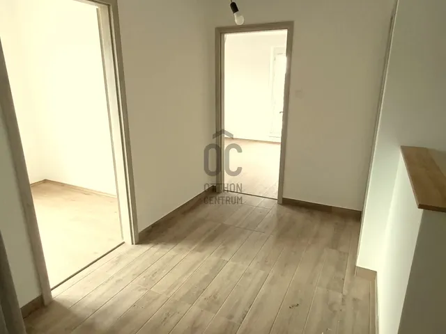 Eladó ház Budapest XVIII. kerület, Almáskert 123 nm