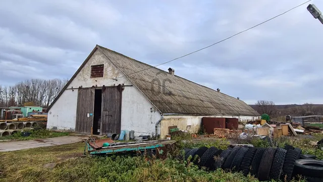 Eladó mezőgazdasági ingatlan Ajka, Padragkút 1000 nm