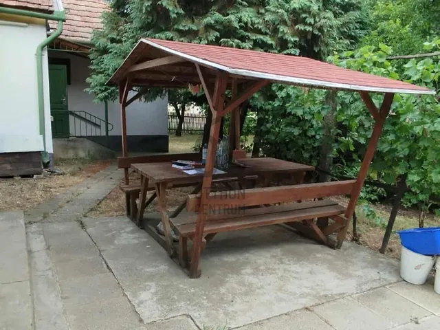 Eladó ház Kolontár 81 nm