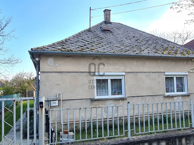 Eladó ház Ajka, Tósokberénd 164 nm