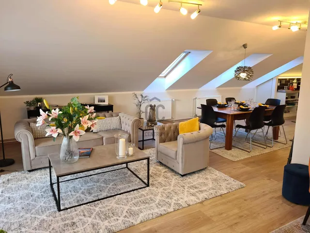 Eladó lakás Ajka 103 nm