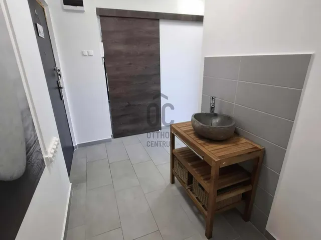 Eladó lakás Ajka 35 nm