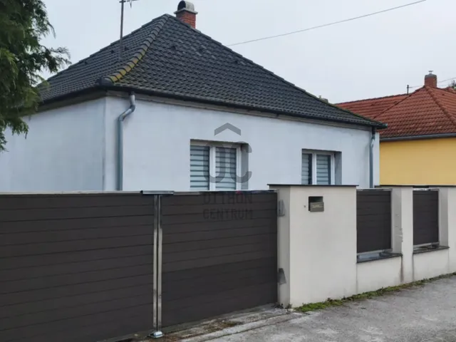 Eladó ház Ajka 85 nm