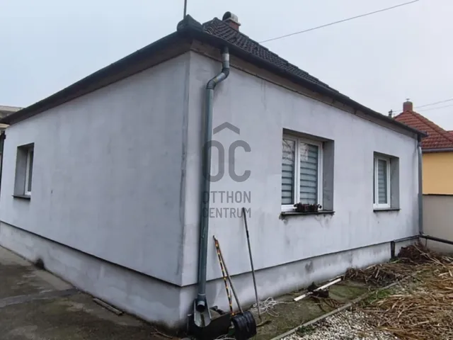 Eladó ház Ajka 85 nm
