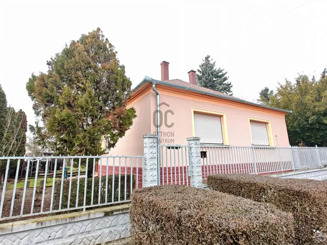 Eladó ház Devecser 74 nm