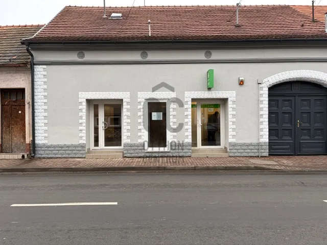 Kiadó kereskedelmi és ipari ingatlan Devecser 80 nm