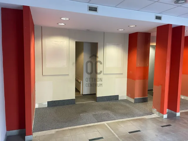 Kiadó kereskedelmi és ipari ingatlan Devecser 80 nm