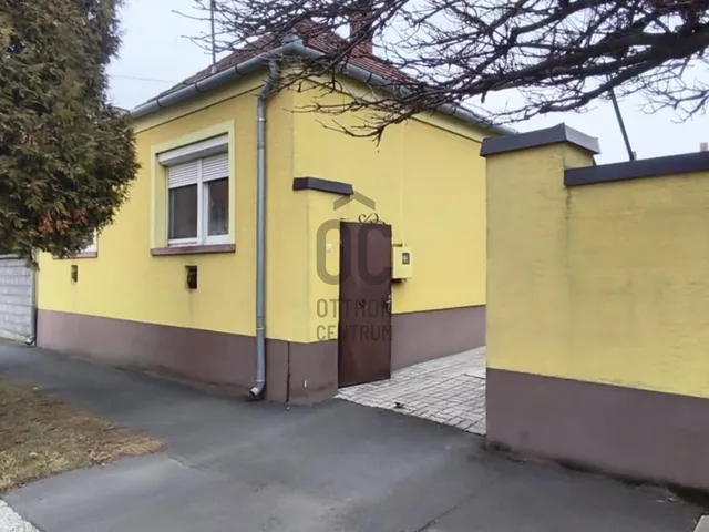 Eladó ház Devecser 90 nm