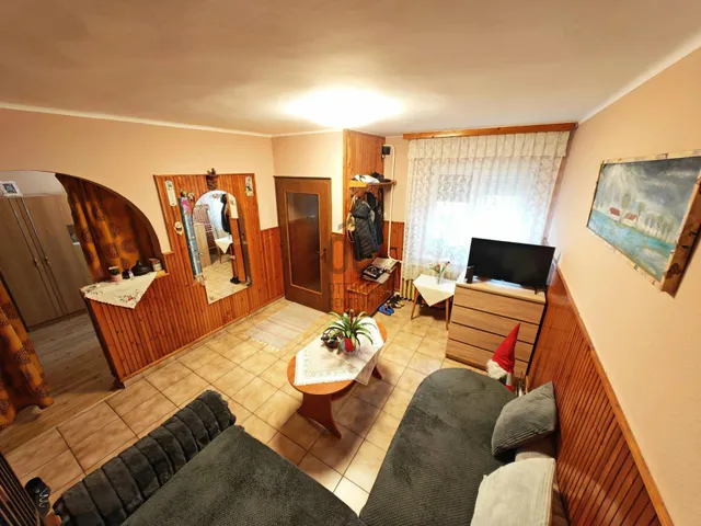 Eladó ház Ajka 112 nm