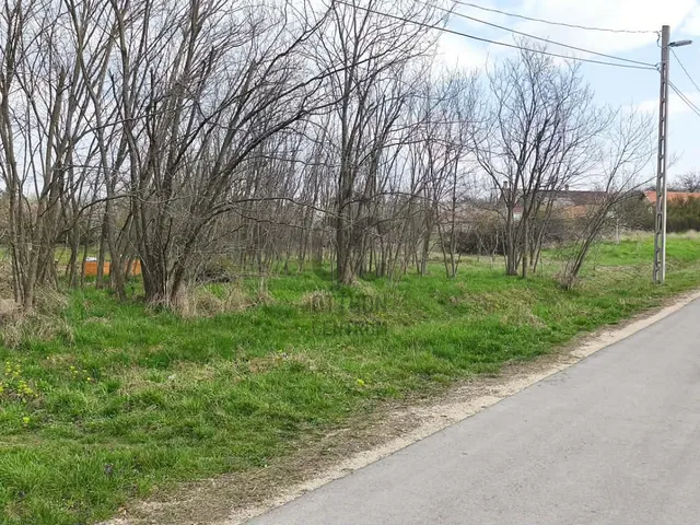 Eladó telek Halimba 2221 nm