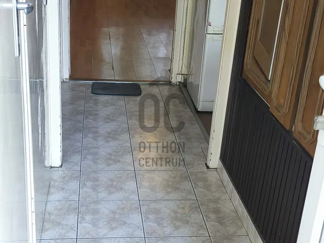 Eladó lakás Ajka 33 nm