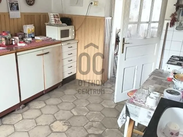 Eladó ház Ajka, Tósokberénd 81 nm