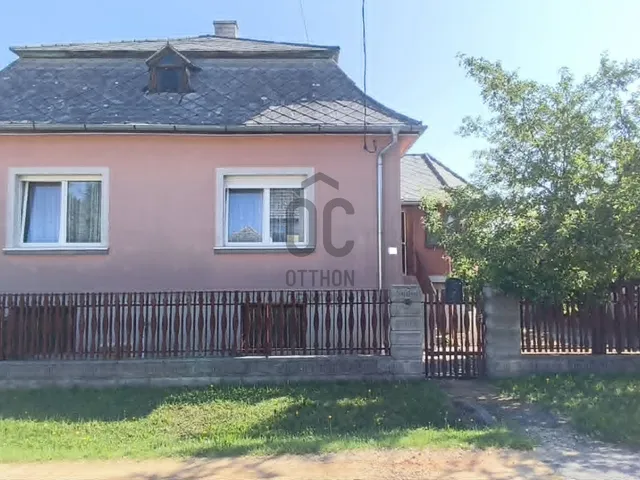 Eladó ház Zirc 160 nm