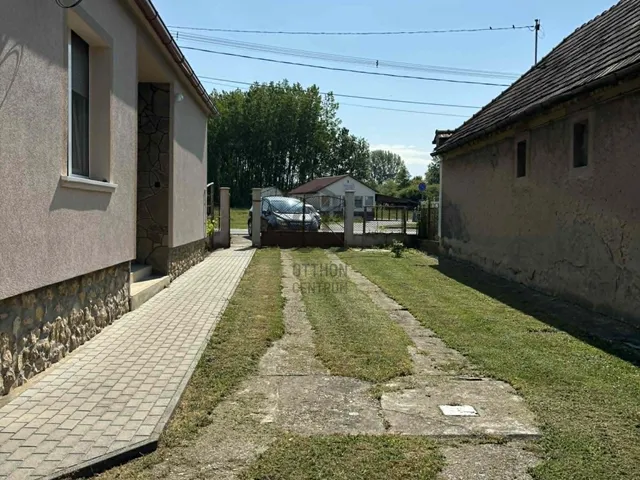 Eladó ház Noszlop 106 nm