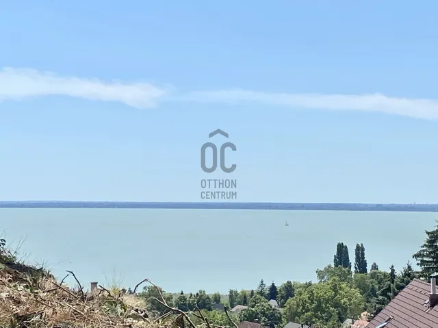 Eladó telek Balatongyörök 1208 nm