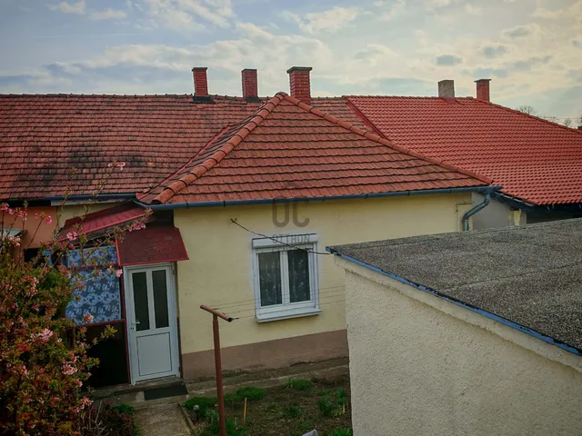 Eladó ház Úrkút 80 nm