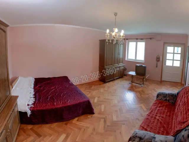 Eladó üdülő és hétvégi ház Balatonalmádi, Káptalanfüred 320 nm