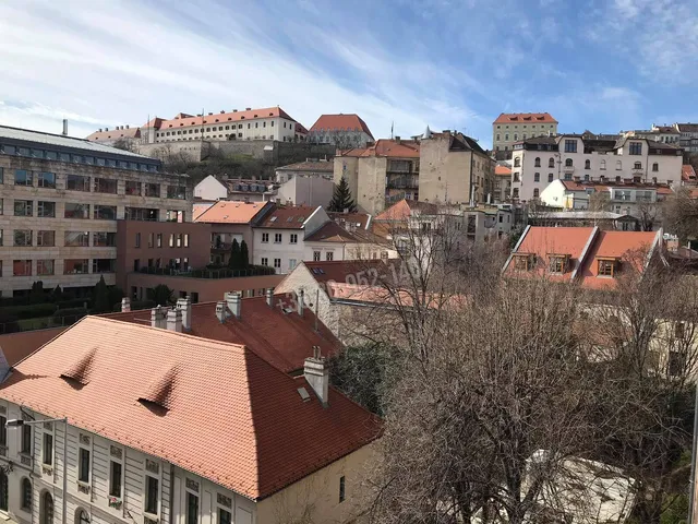 Kiadó lakás Budapest I. kerület 79 nm