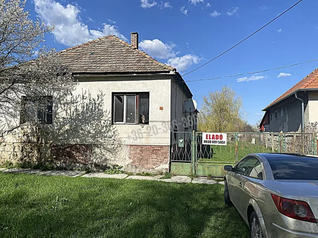 Eladó ház Zsámbék 160 nm