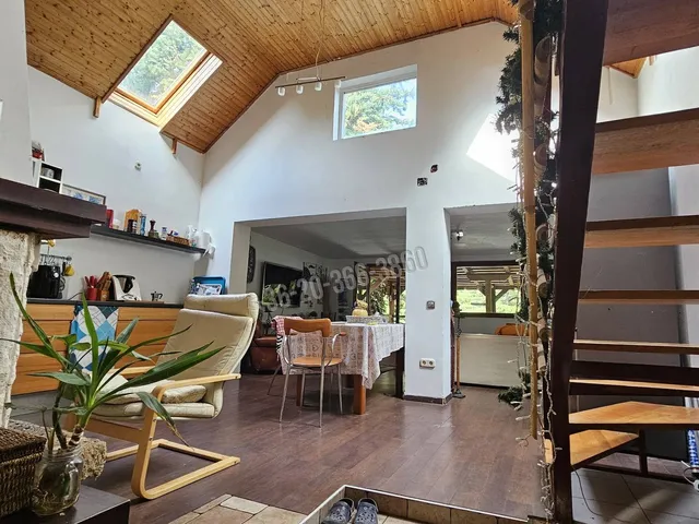 Eladó telek Budakeszi, Máriamakk 2006 nm