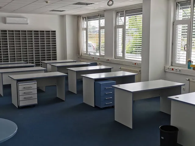 Kiadó kereskedelmi és ipari ingatlan Budapest IX. kerület 825 nm