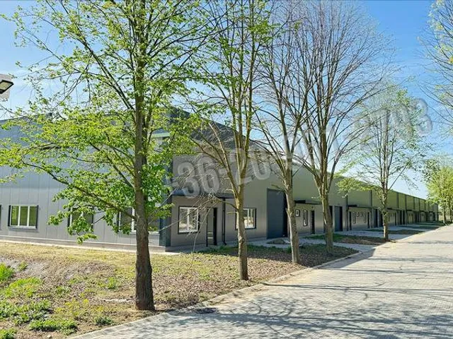 Eladó kereskedelmi és ipari ingatlan Alsónémedi 984 nm