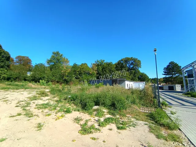 Eladó telek Balatonfűzfő, Fűzfőgyártelep 3000 nm