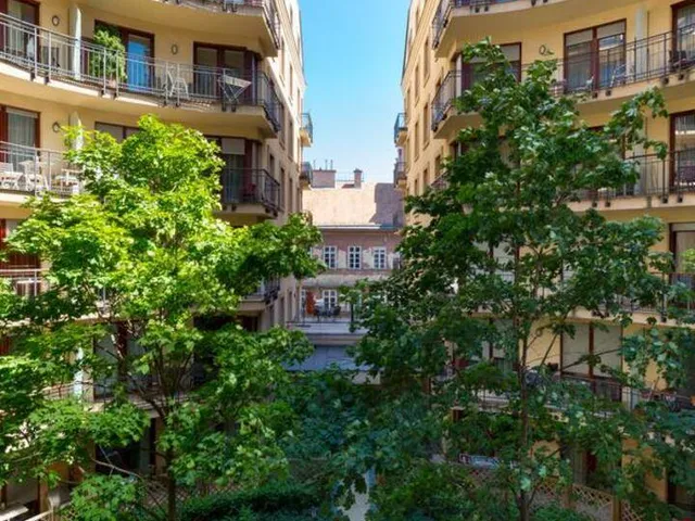 Eladó lakás Budapest VI. kerület 55 nm