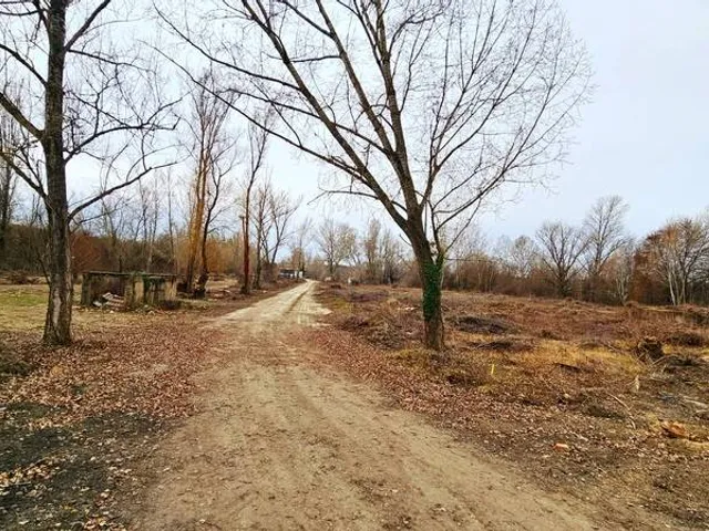Eladó telek Martonvásár 5267 nm