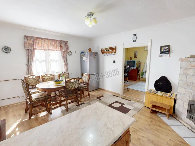 Eladó ház Őrbottyán 236 nm