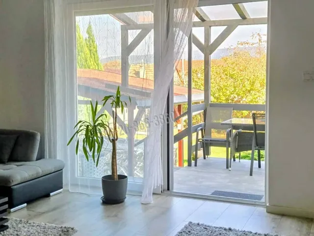 Eladó ház Tatabánya, Kertvárosi lakótelep 156 nm