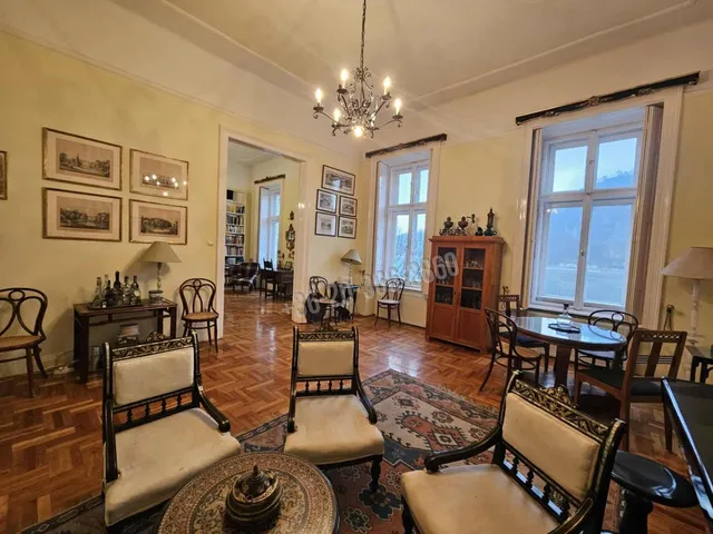 Eladó lakás Budapest V. kerület, Belváros 170 nm