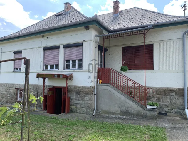 Eladó ház Kisfüzes 99 nm