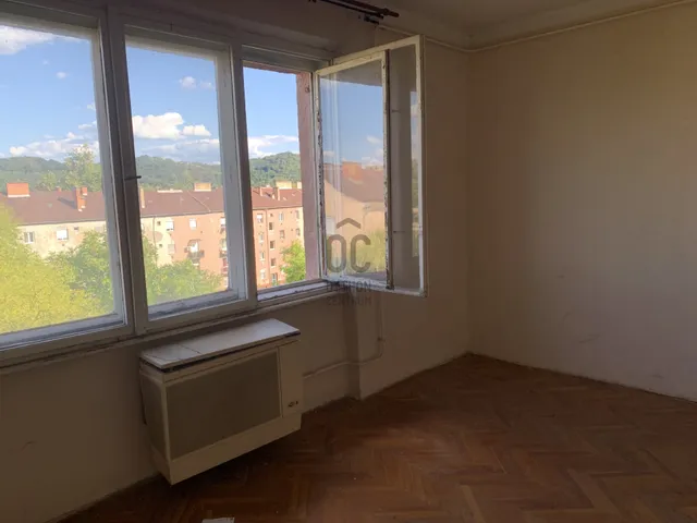 Eladó lakás Kazincbarcika, Belváros 25 nm