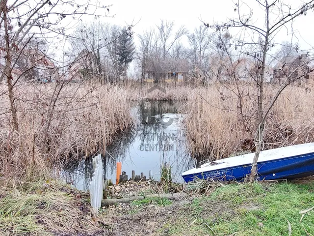 Eladó telek Dömsöd 544 nm