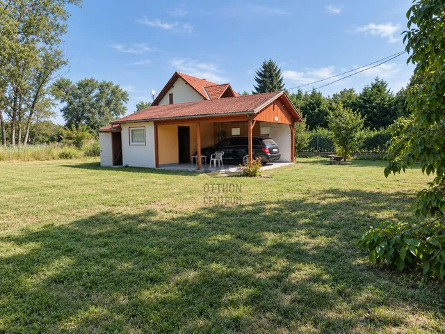 Eladó telek Dömsöd 544 nm