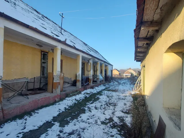 Eladó telek Dabas 1179 nm