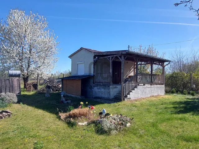 Eladó nyaraló Szigetújfalu 30 nm