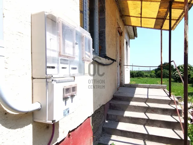 Eladó ház Poroszló 65 nm