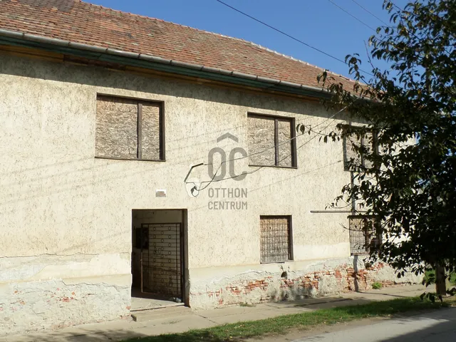 Eladó kereskedelmi és ipari ingatlan Egyek 354 nm