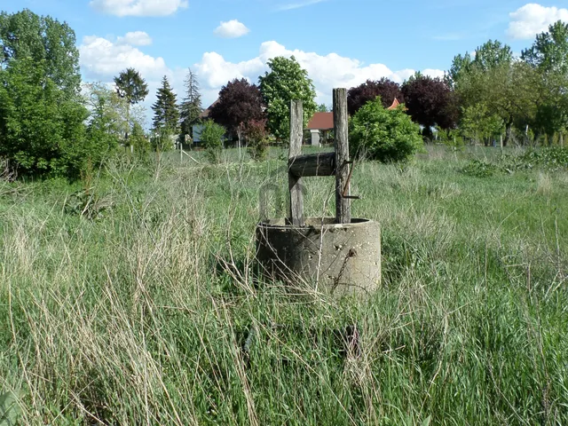 Eladó telek Tiszaszőlős 8594 nm