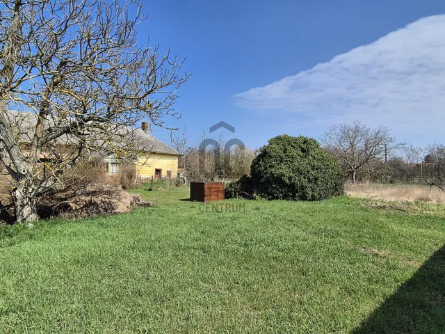 Eladó telek Poroszló 2131 nm